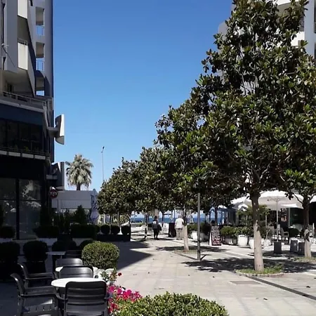 Sea-side Апартаменты *