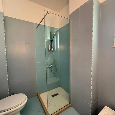 Апартаменты Sea-side Влёра